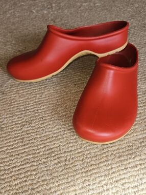 Sloggers Watetproof Slip-On Garden Clogs Red Pepper
